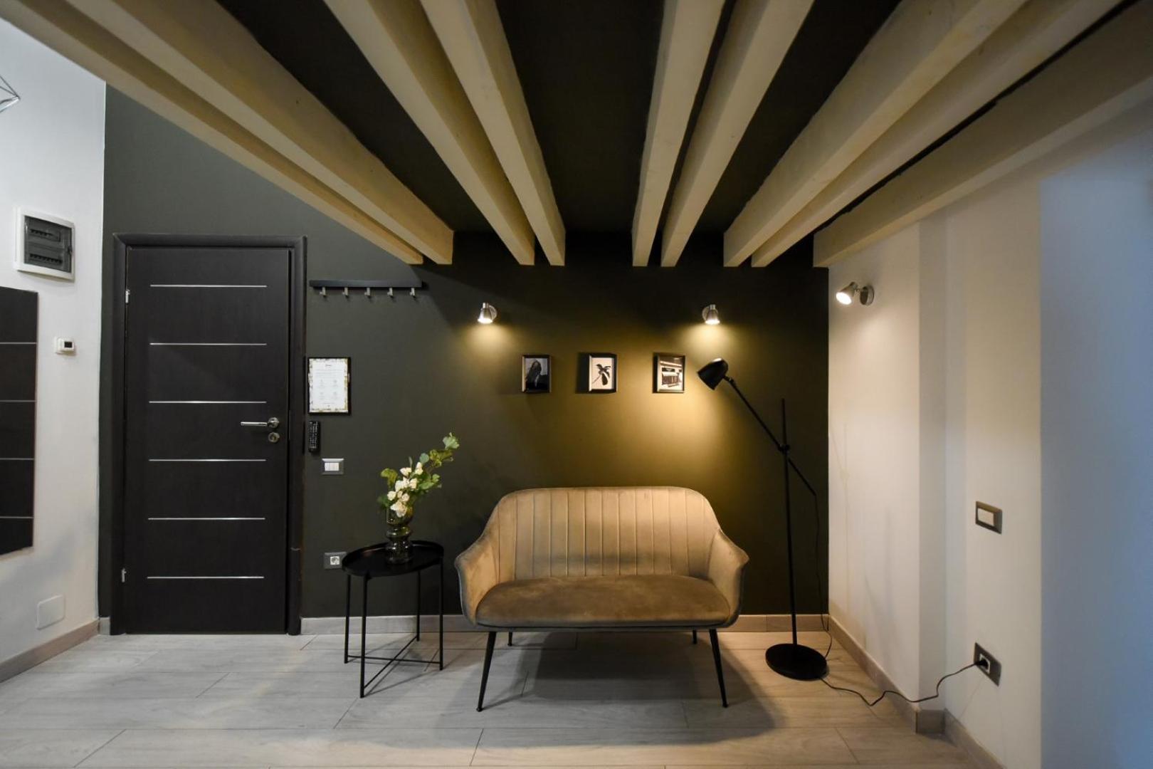 Central Comfort - Duplex-Style Studios On Regina Elisabeta Бухарест Экстерьер фото